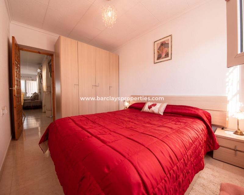 Wederverkoop - Vrijstaande Villa - Urb. La Marina