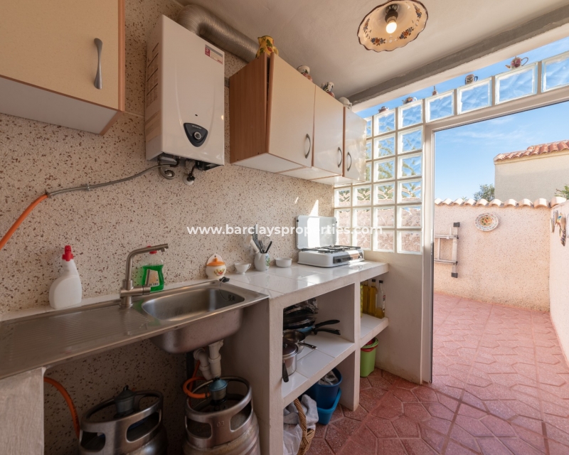 Wederverkoop - Vrijstaande Villa - Urb. La Marina