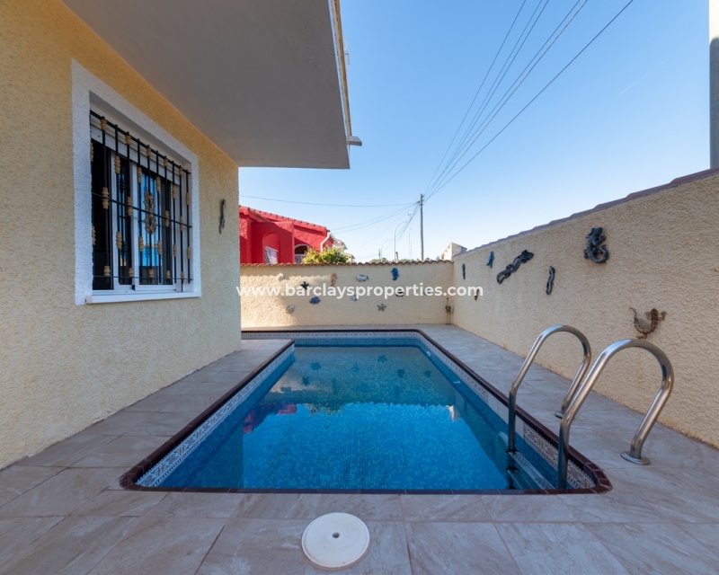 Wederverkoop - Vrijstaande Villa - Urb. La Marina