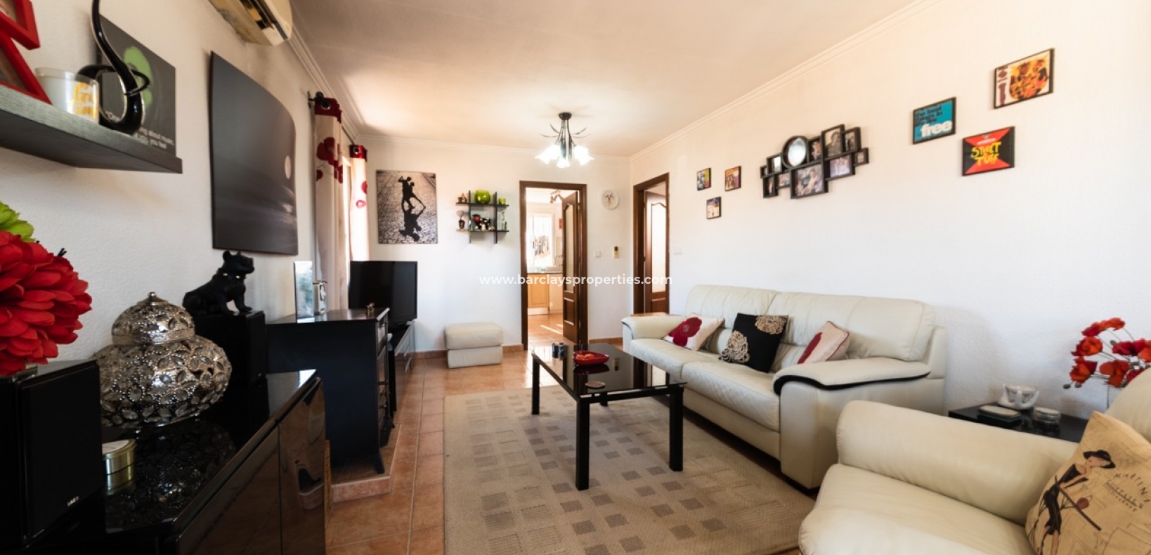 Wederverkoop - Vrijstaande Villa - Urb. La Marina