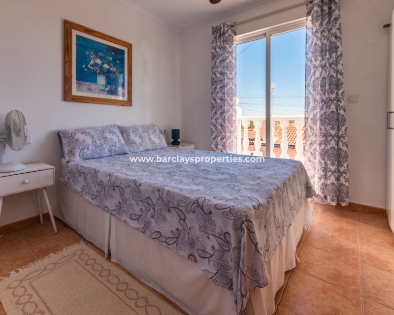 Wederverkoop - Vrijstaande Villa - Urb. La Marina