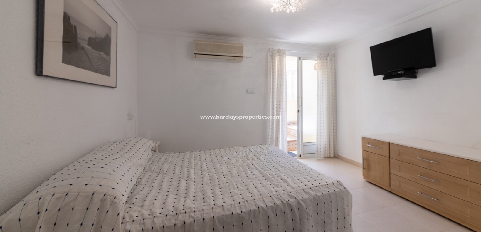 Wederverkoop - Vrijstaande Villa - Urb. La Marina