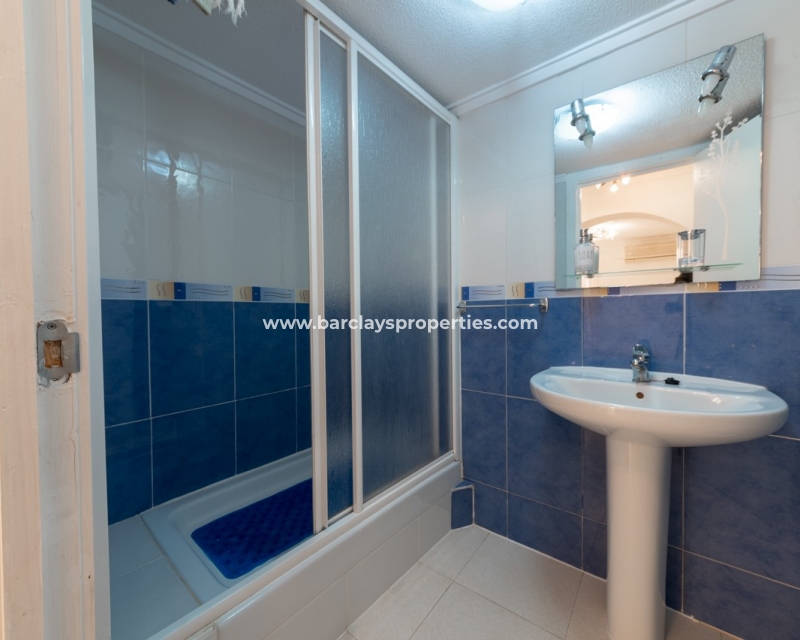 Wederverkoop - Vrijstaande Villa - Urb. La Marina