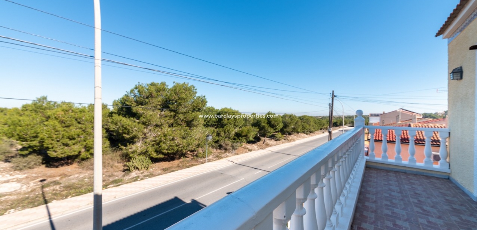 Wederverkoop - Vrijstaande Villa - Urb. La Marina