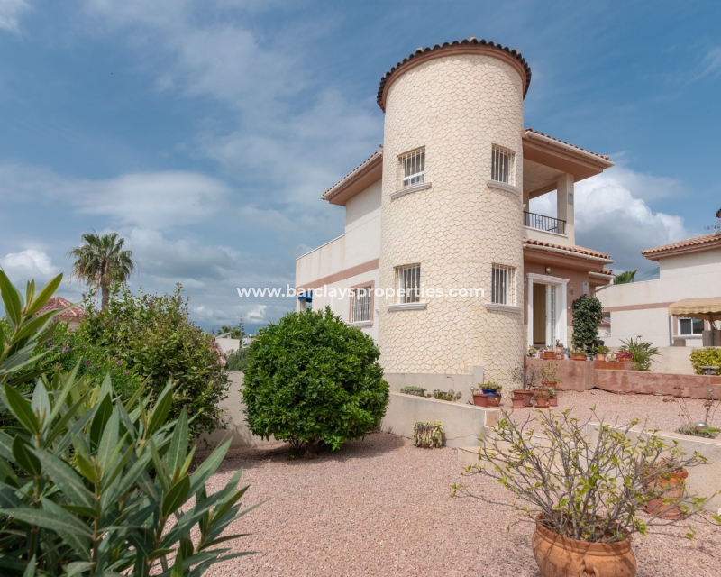 Wederverkoop - Vrijstaande Villa - Urb. La Marina