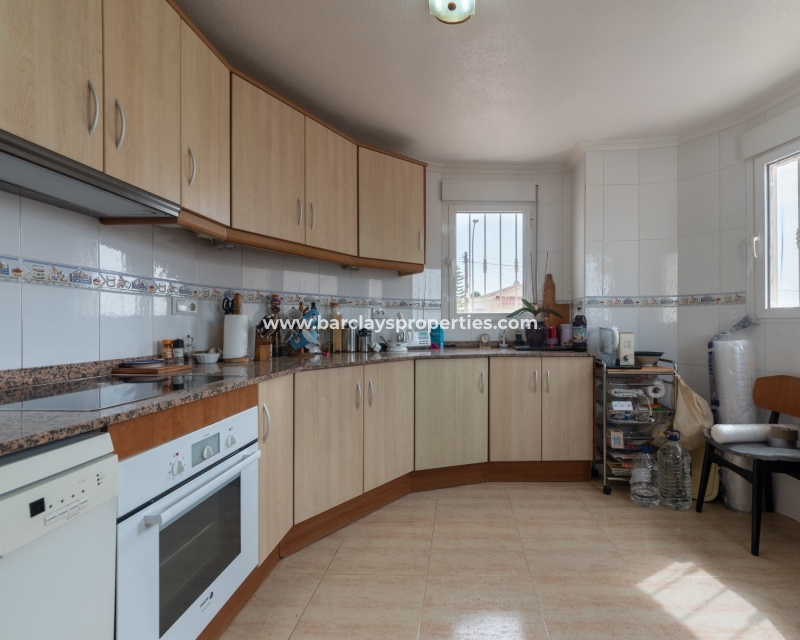 Wederverkoop - Vrijstaande Villa - Urb. La Marina