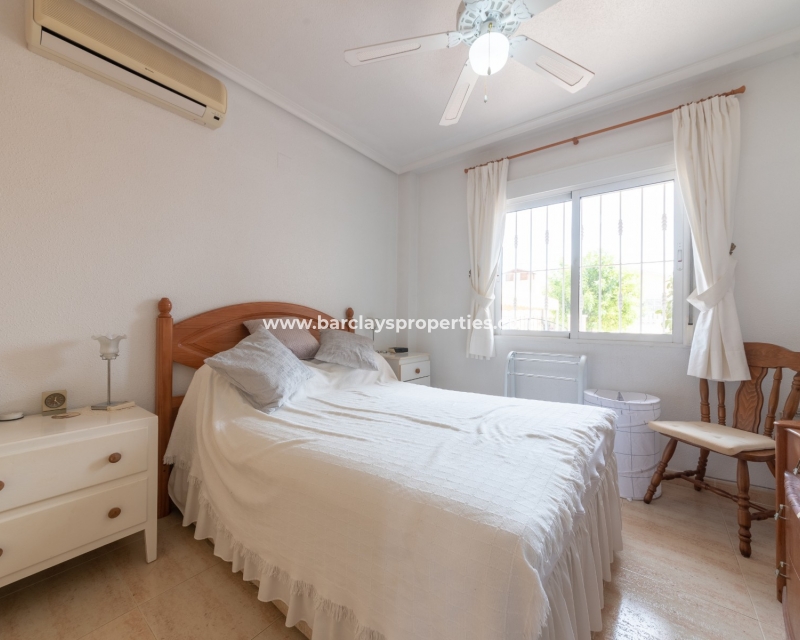 Wederverkoop - Vrijstaande Villa - Urb. La Marina