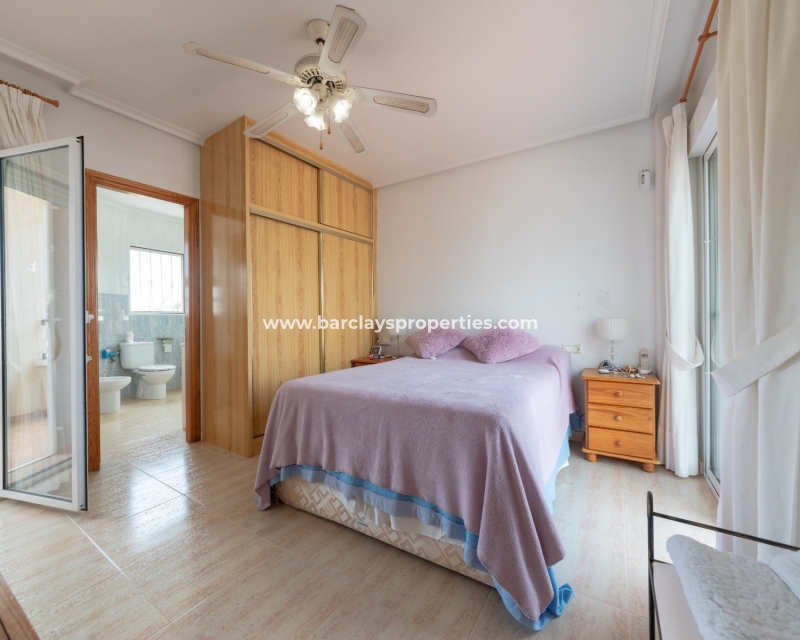 Wederverkoop - Vrijstaande Villa - Urb. La Marina