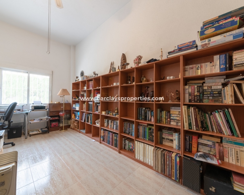 Wederverkoop - Vrijstaande Villa - Urb. La Marina