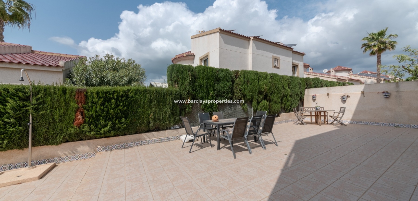 Wederverkoop - Vrijstaande Villa - Urb. La Marina