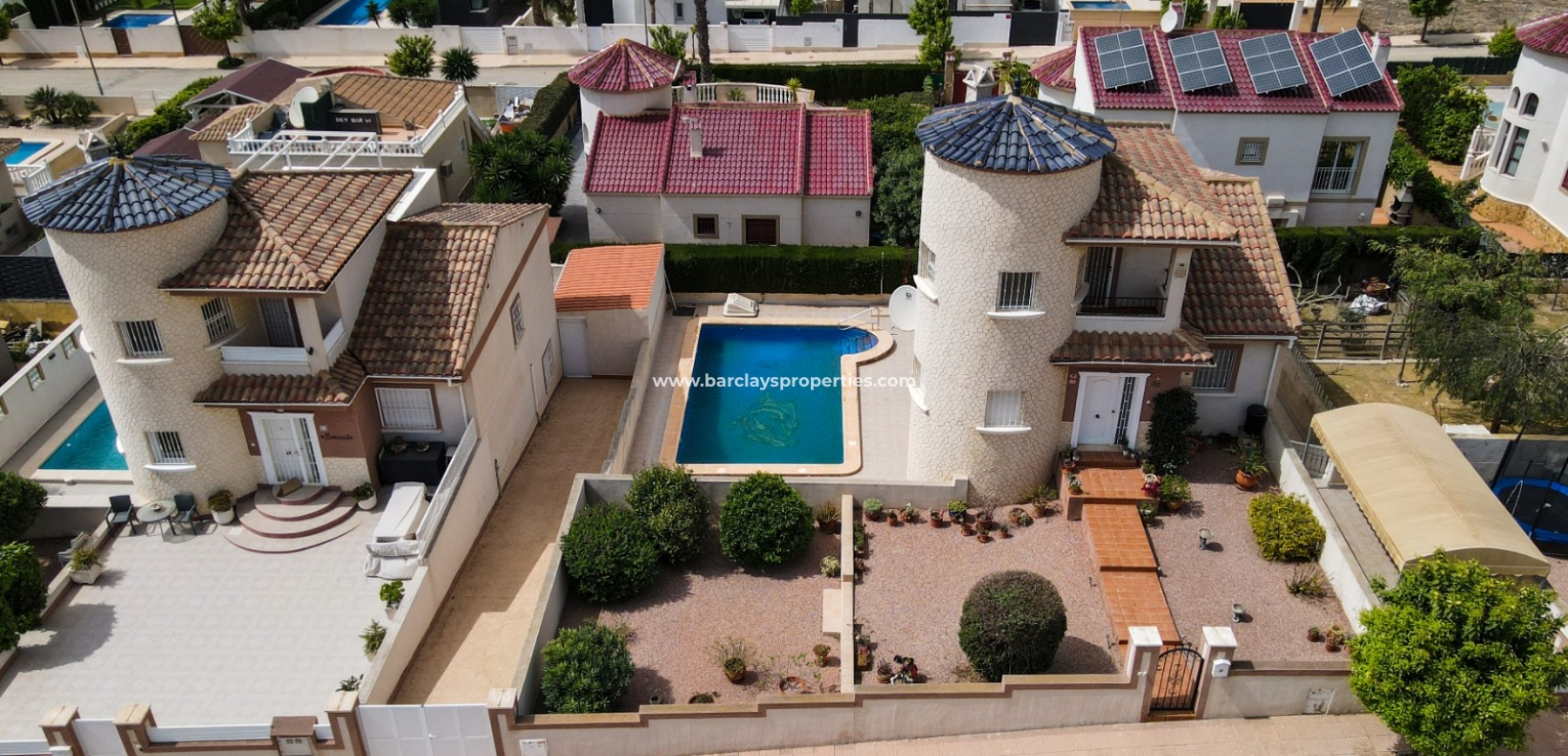 Wederverkoop - Vrijstaande Villa - Urb. La Marina