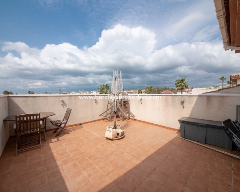 Wederverkoop - Vrijstaande Villa - Urb. La Marina