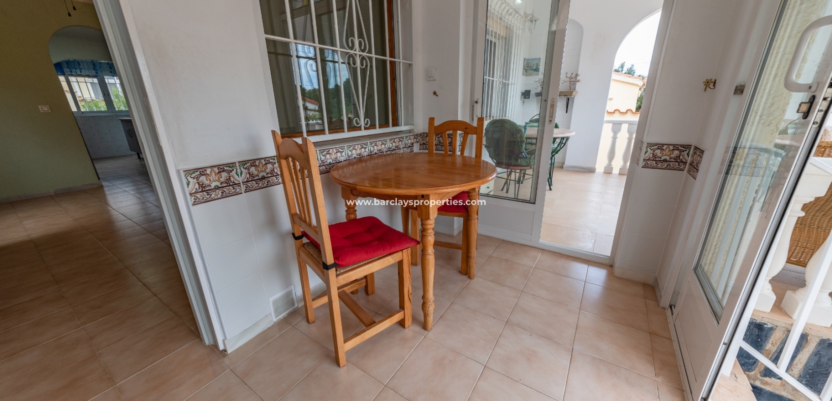 Wederverkoop - Vrijstaande Villa - Urb. La Marina