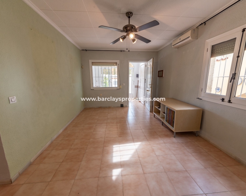 Wederverkoop - Vrijstaande Villa - Urb. La Marina