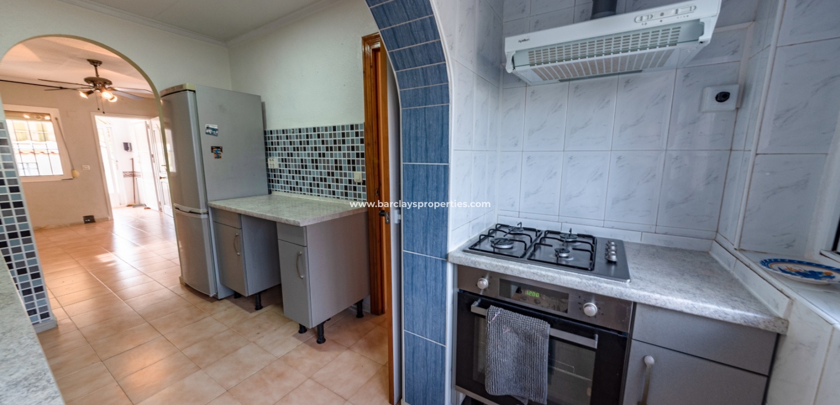 Wederverkoop - Vrijstaande Villa - Urb. La Marina