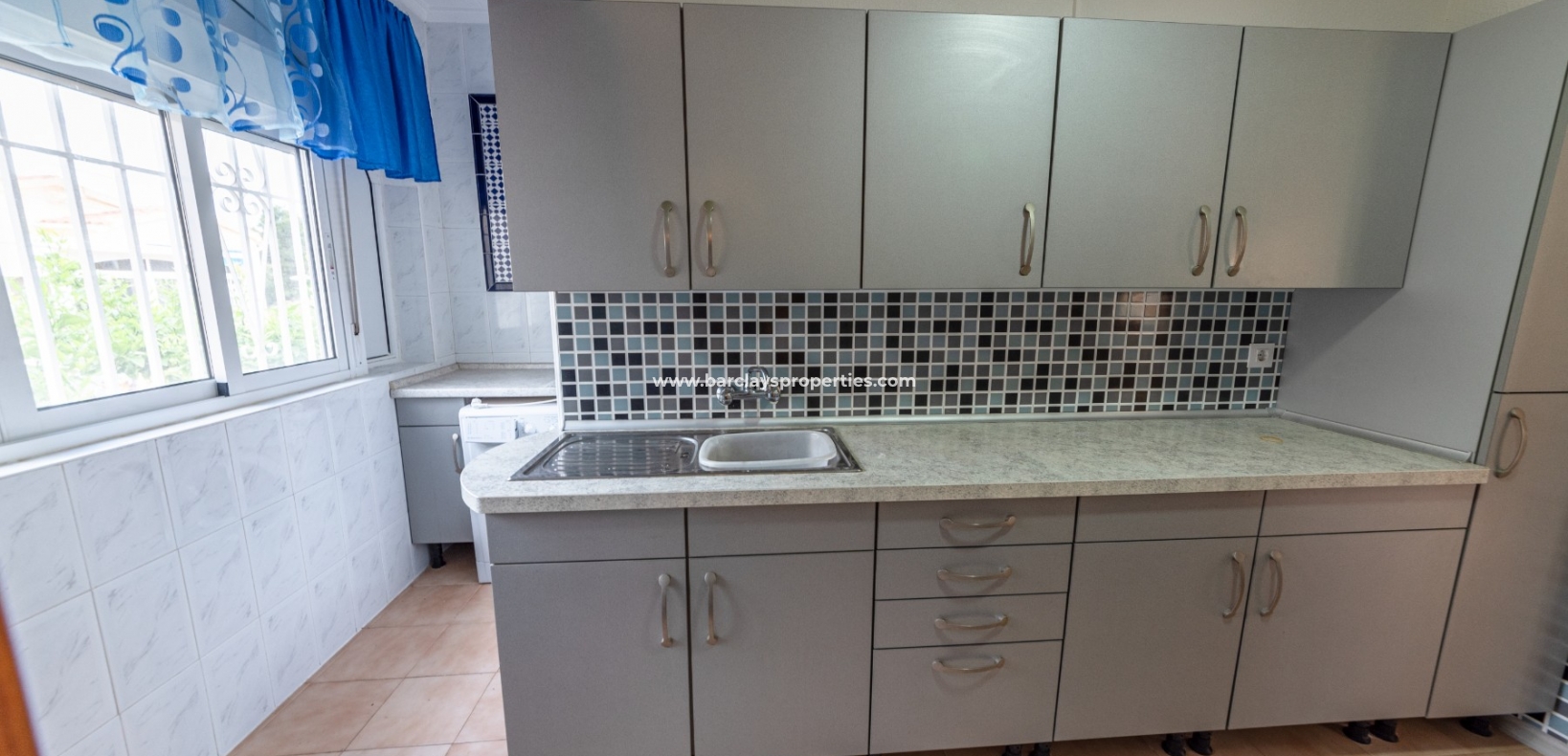 Wederverkoop - Vrijstaande Villa - Urb. La Marina