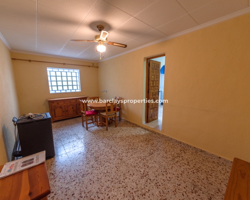 Wederverkoop - Vrijstaande Villa - Urb. La Marina