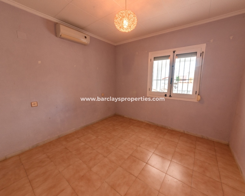 Wederverkoop - Vrijstaande Villa - Urb. La Marina