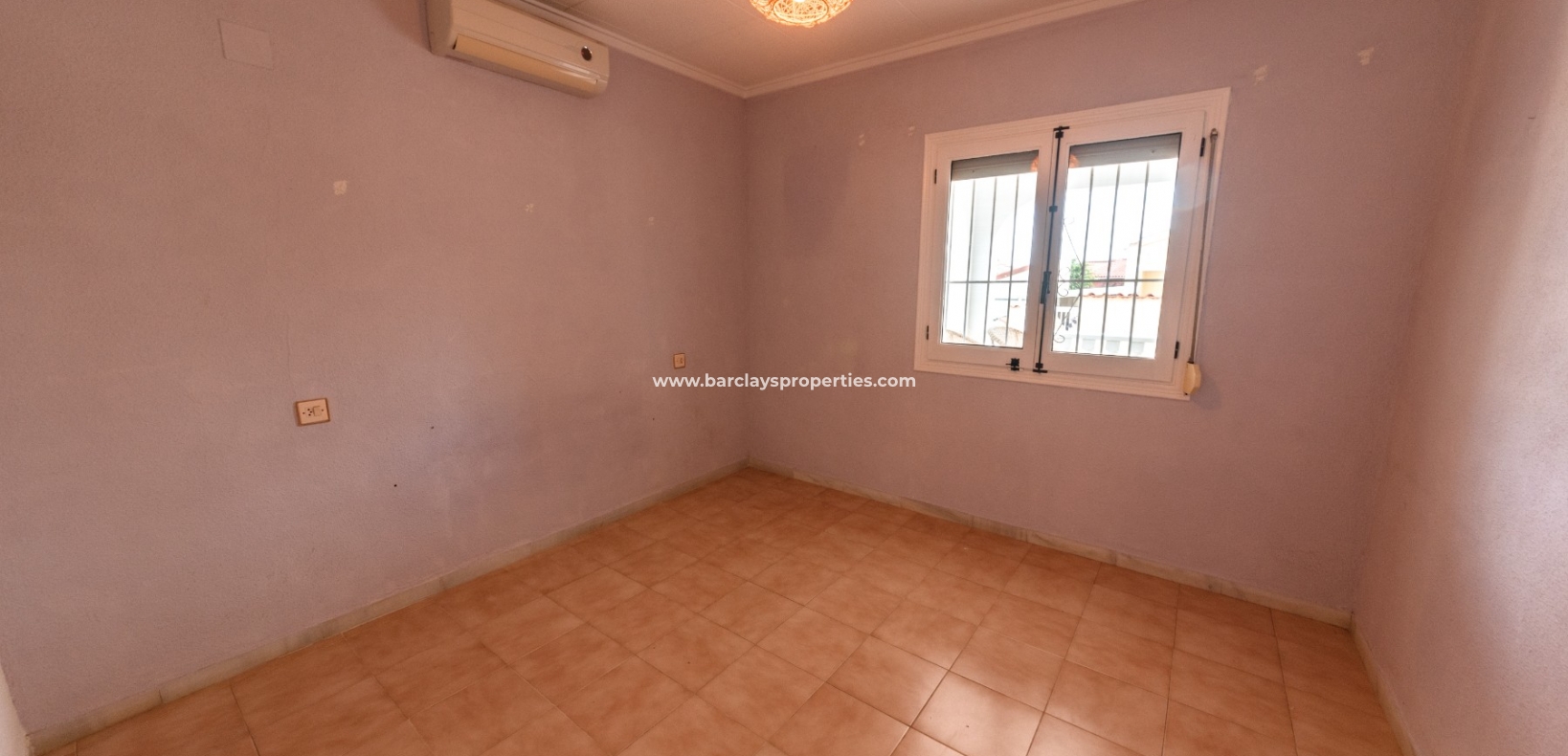 Wederverkoop - Vrijstaande Villa - Urb. La Marina