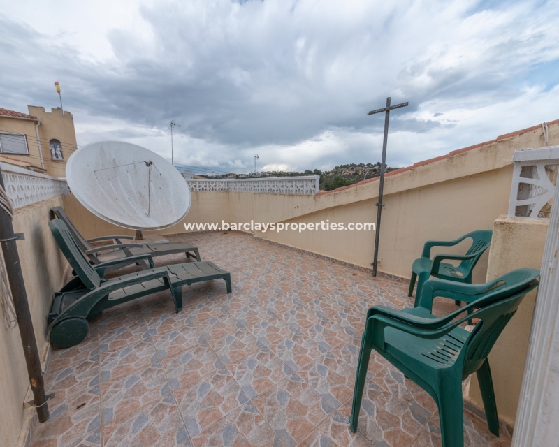 Wederverkoop - Vrijstaande Villa - Urb. La Marina