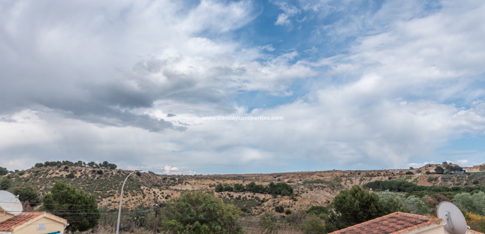 Wederverkoop - Vrijstaande Villa - Urb. La Marina