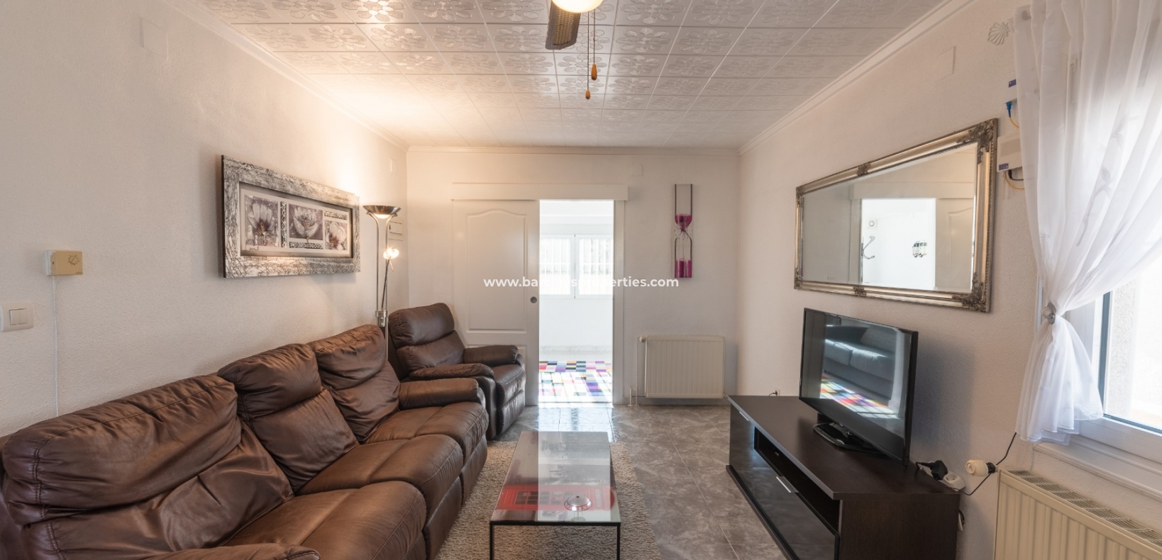 Wederverkoop - Vrijstaande Villa - Urb. La Marina