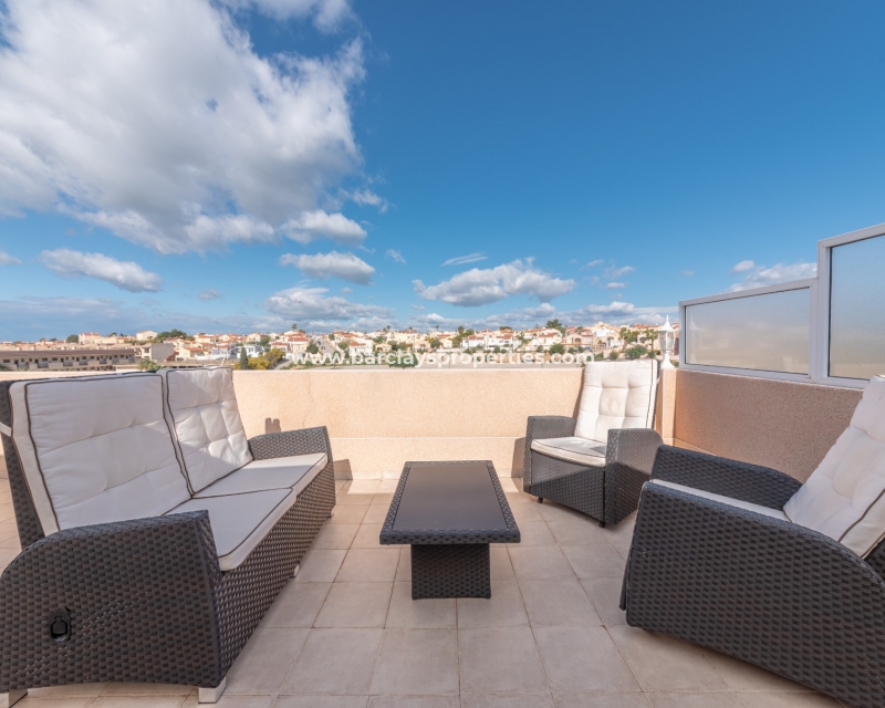 Wederverkoop - Vrijstaande Villa - Urb. La Marina