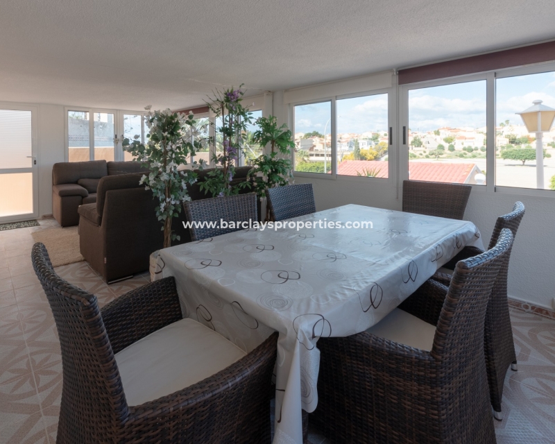 Wederverkoop - Vrijstaande Villa - Urb. La Marina