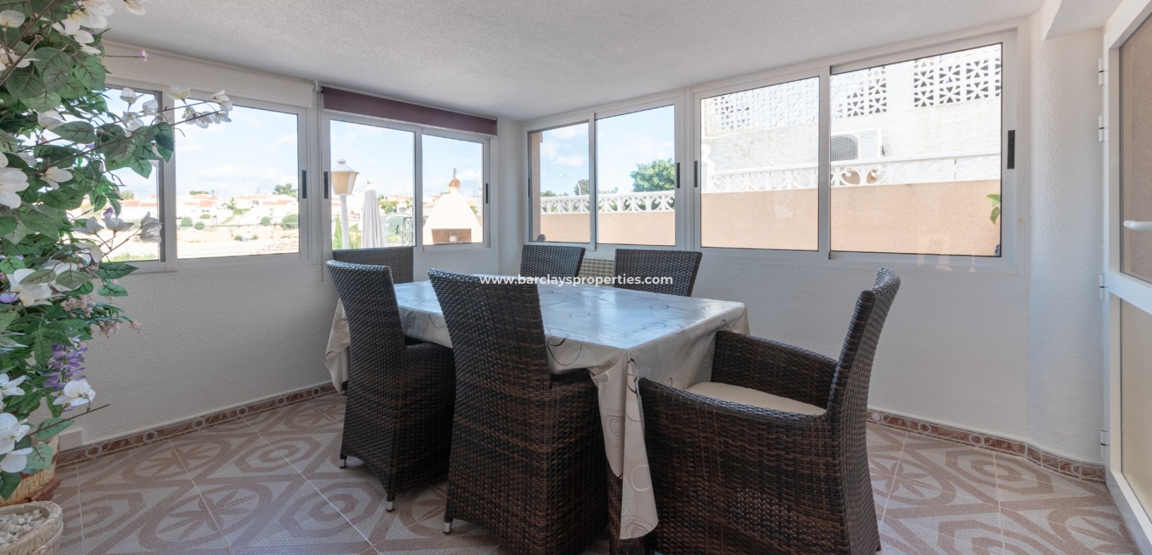 Wederverkoop - Vrijstaande Villa - Urb. La Marina