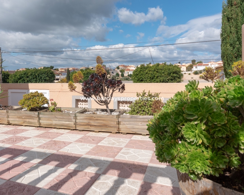 Wederverkoop - Vrijstaande Villa - Urb. La Marina