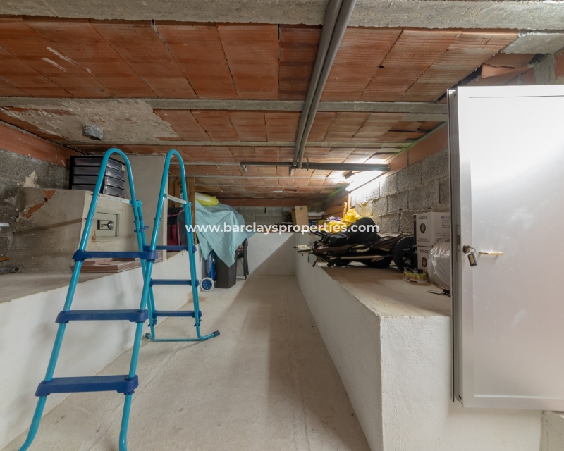 Wederverkoop - Vrijstaande Villa - Urb. La Marina