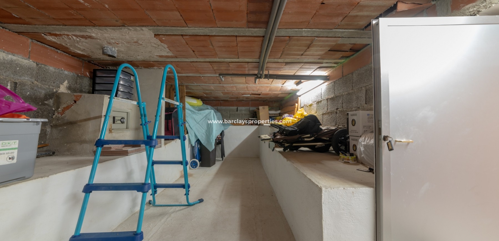 Wederverkoop - Vrijstaande Villa - Urb. La Marina