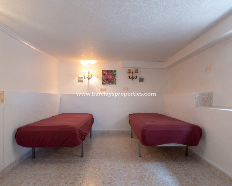 Wederverkoop - Vrijstaande Villa - Urb. La Marina