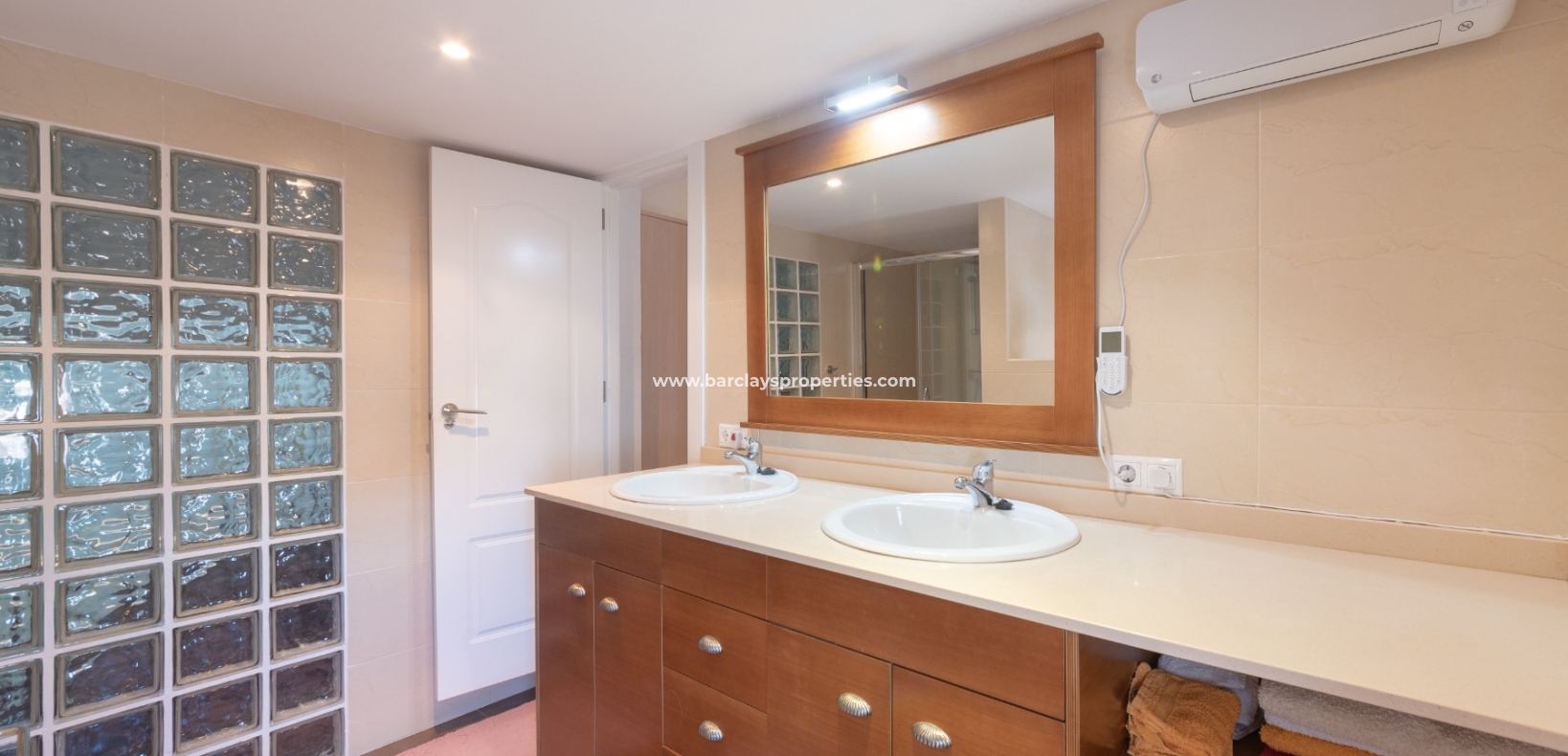 Wederverkoop - Vrijstaande Villa - Urb. La Marina