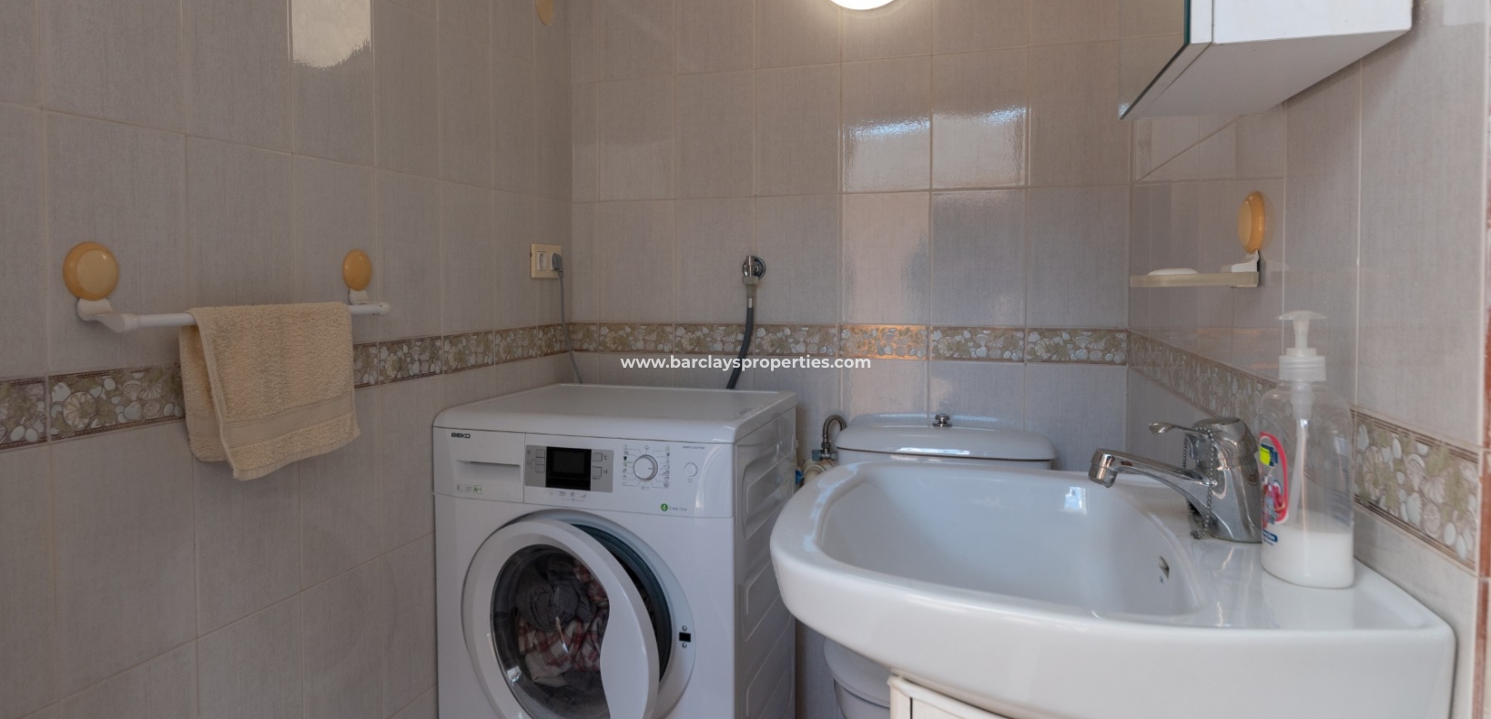 Wederverkoop - Vrijstaande Villa - Urb. La Marina