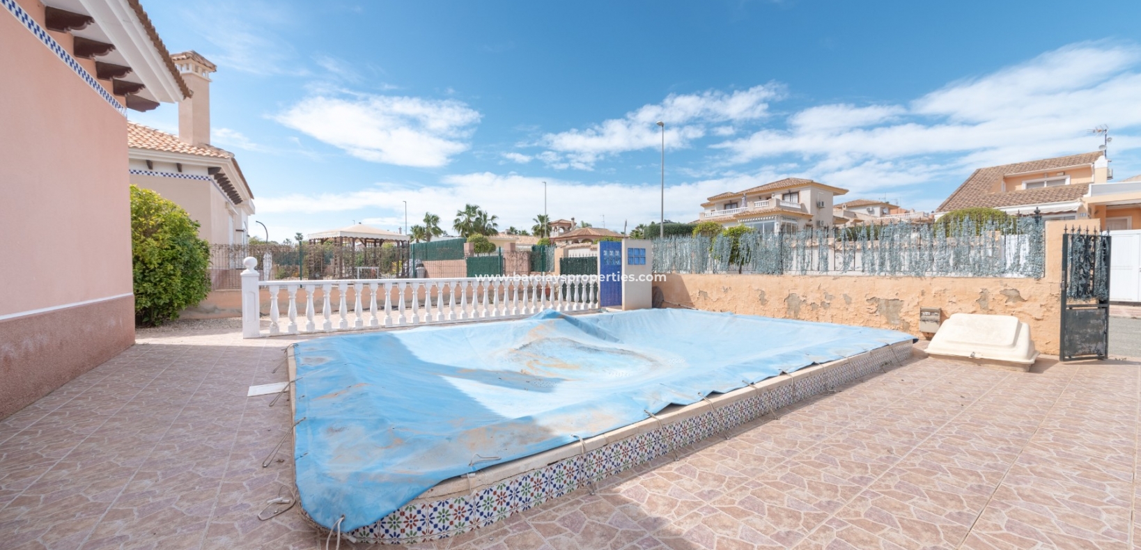 Wederverkoop - Vrijstaande Villa - Urb. La Marina