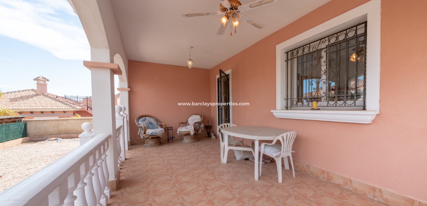 Wederverkoop - Vrijstaande Villa - Urb. La Marina