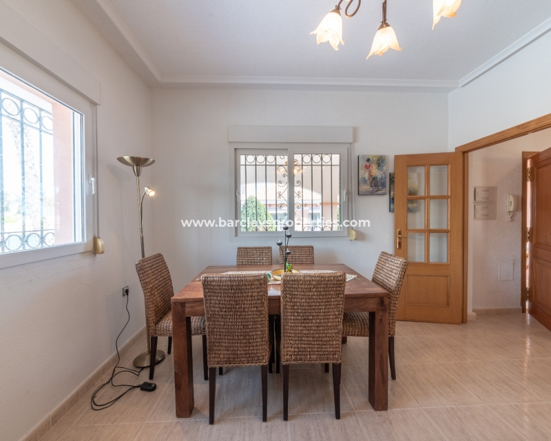 Wederverkoop - Vrijstaande Villa - Urb. La Marina