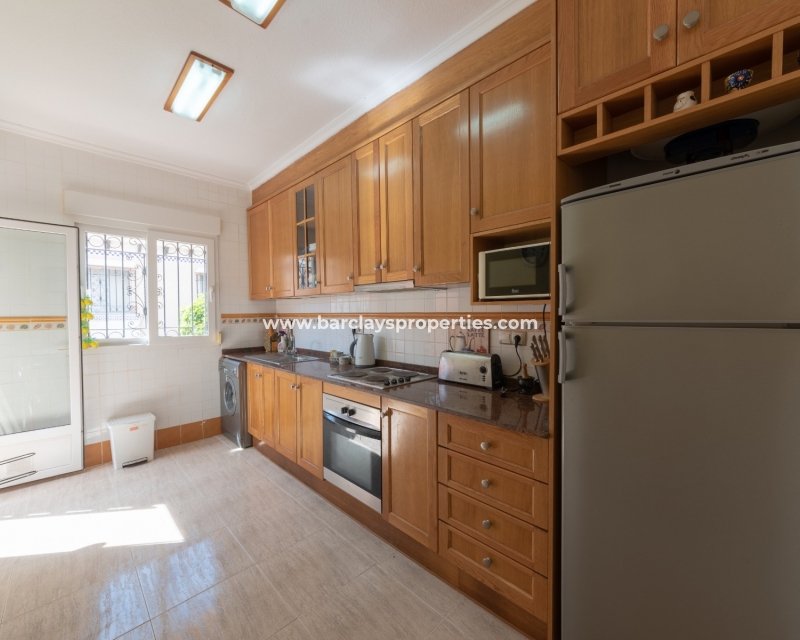 Wederverkoop - Vrijstaande Villa - Urb. La Marina