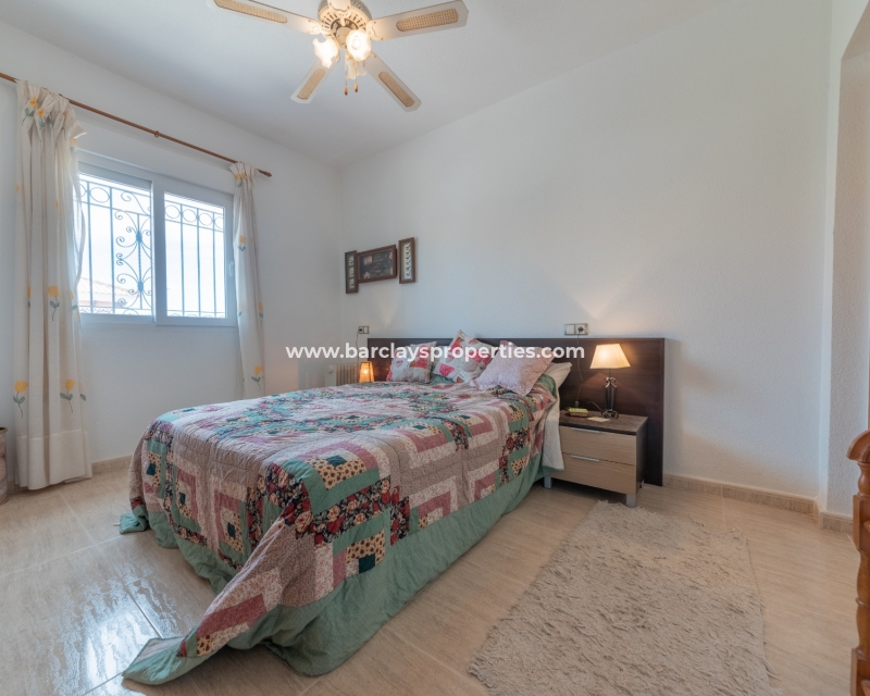 Wederverkoop - Vrijstaande Villa - Urb. La Marina