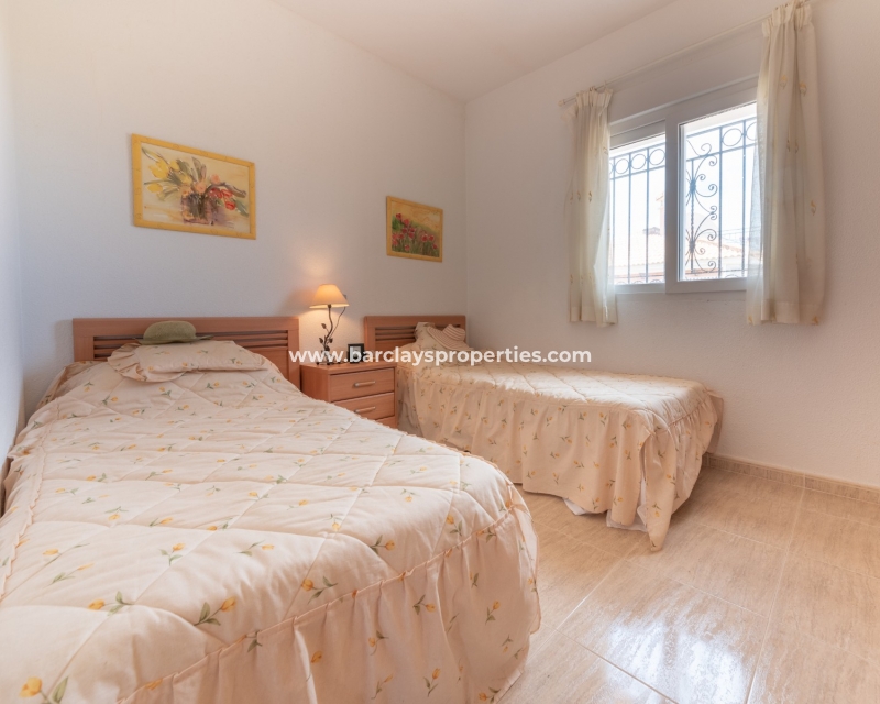 Wederverkoop - Vrijstaande Villa - Urb. La Marina