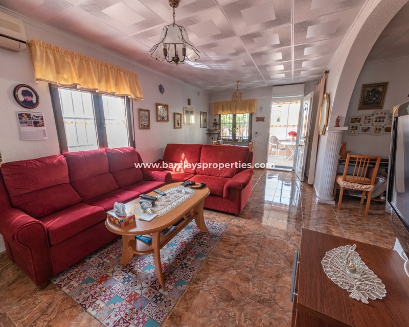 Wederverkoop - Vrijstaande Villa - Urb. La Marina