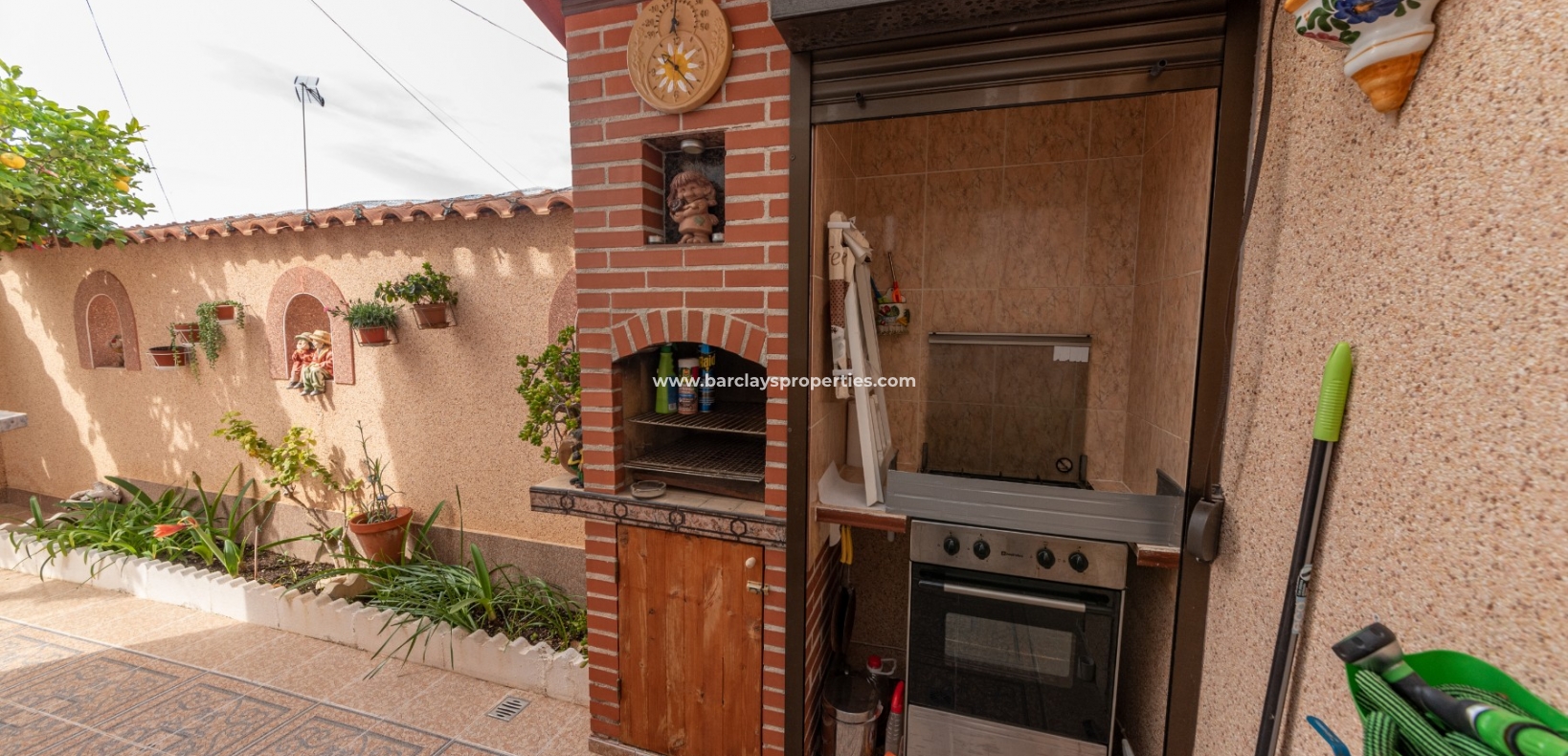 Wederverkoop - Vrijstaande Villa - Urb. La Marina