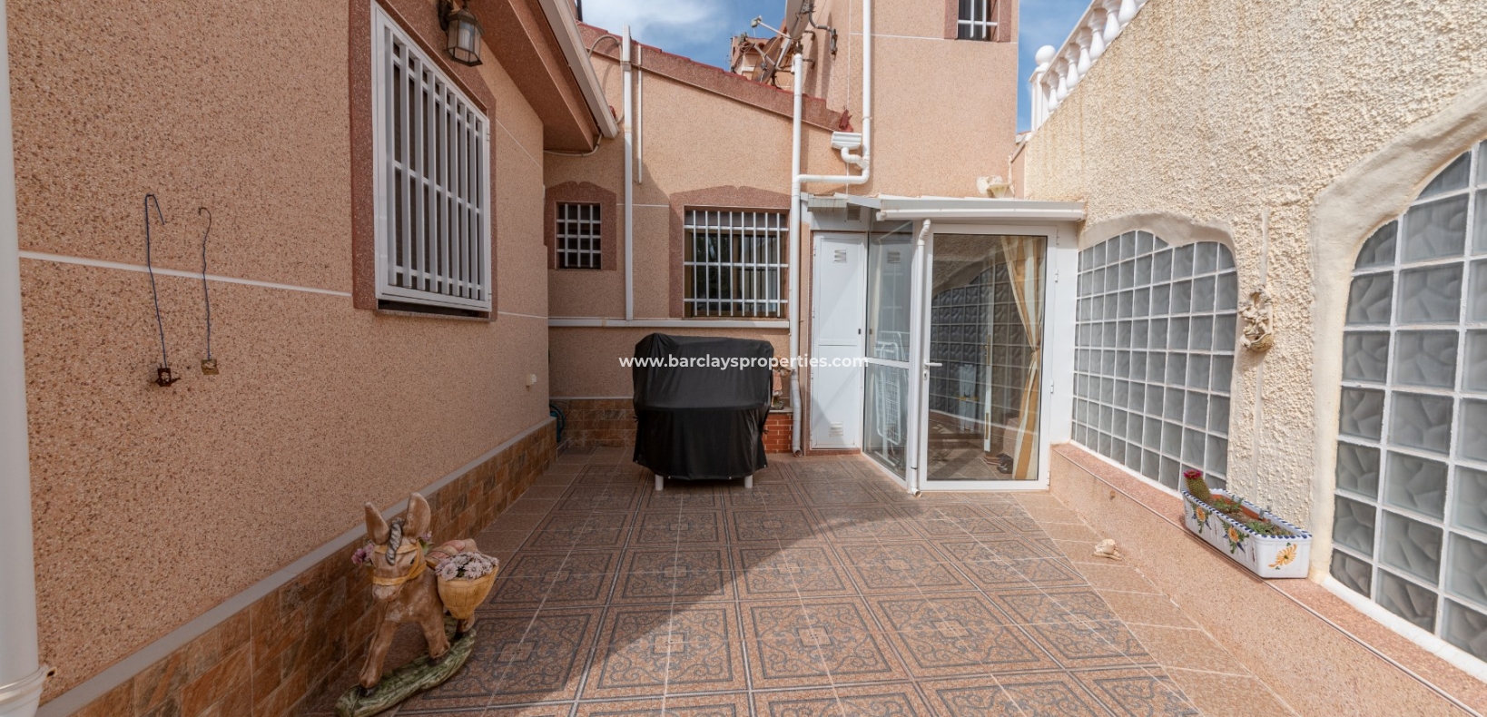 Wederverkoop - Vrijstaande Villa - Urb. La Marina