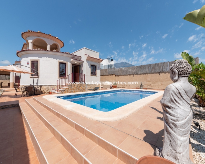 Wederverkoop - Vrijstaande Villa - Urb. La Marina