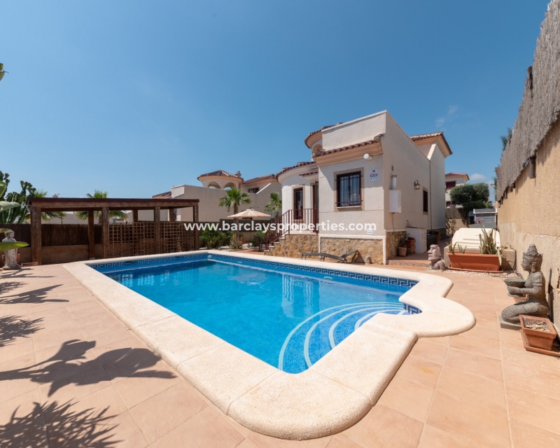 Wederverkoop - Vrijstaande Villa - Urb. La Marina