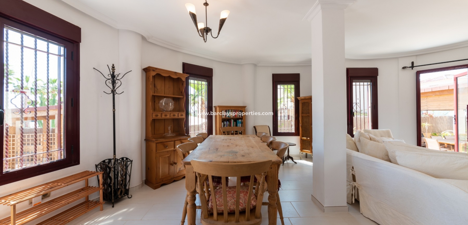 Wederverkoop - Vrijstaande Villa - Urb. La Marina