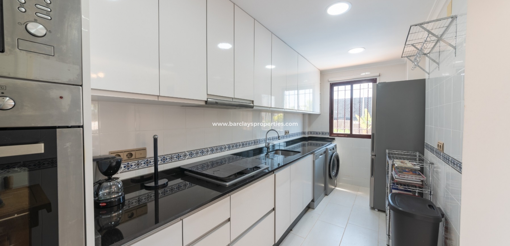 Wederverkoop - Vrijstaande Villa - Urb. La Marina