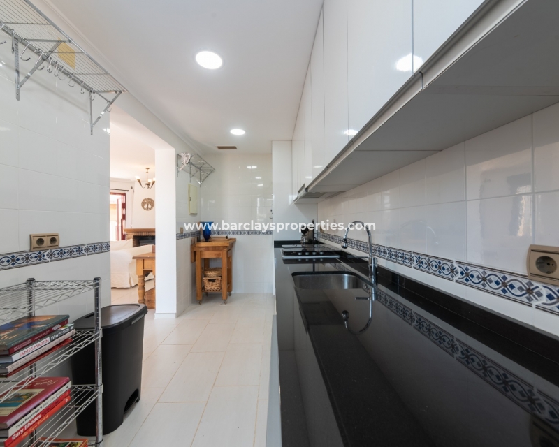 Wederverkoop - Vrijstaande Villa - Urb. La Marina