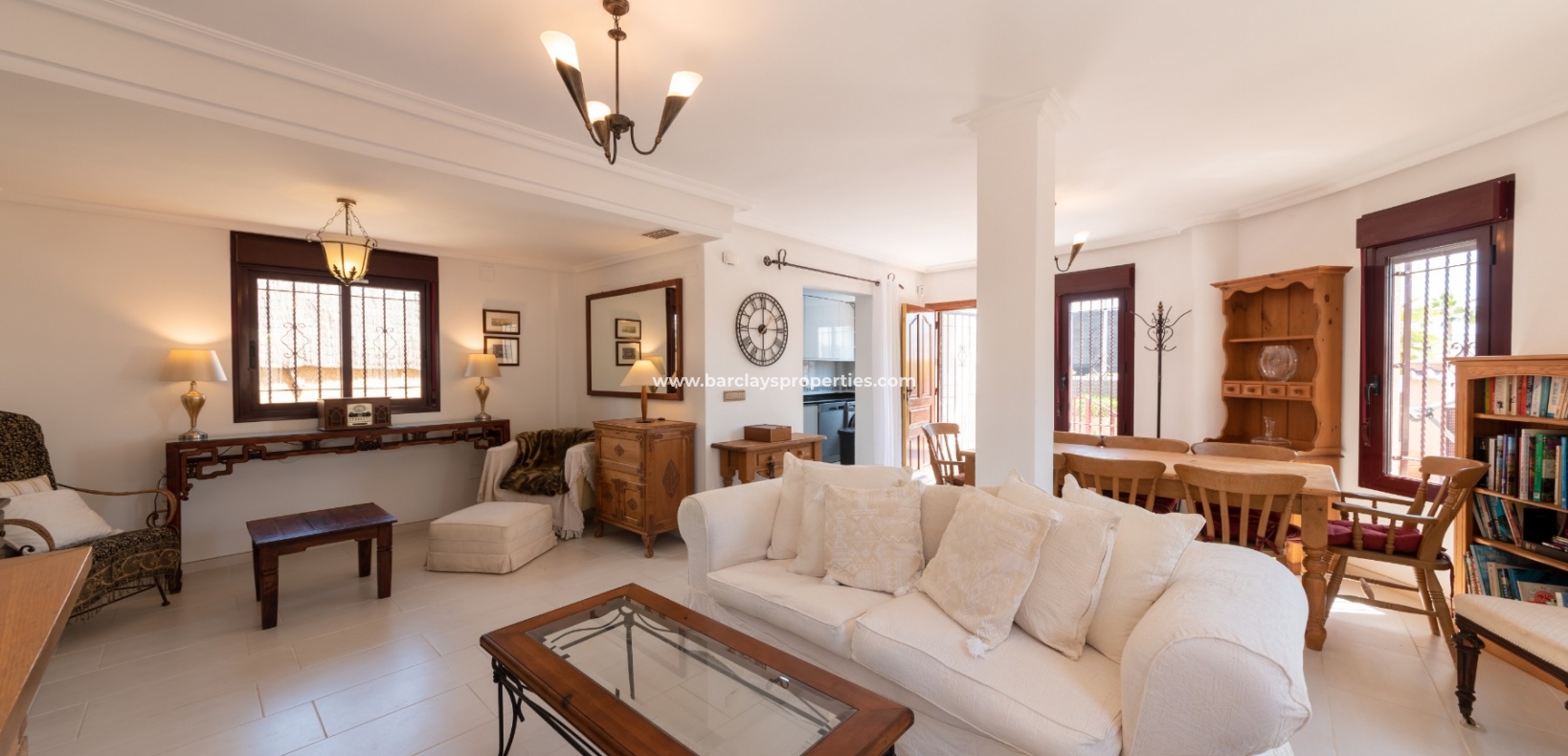 Wederverkoop - Vrijstaande Villa - Urb. La Marina